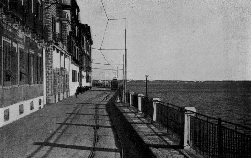 塔兰托，Corso Vittorio Emanuele (b/w photo) 作者 意大利摄影师