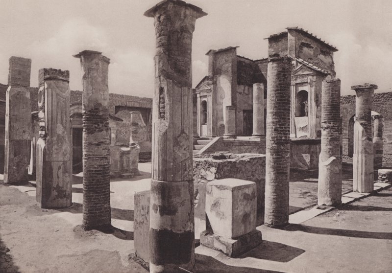 Tempio Di Iside，伊希斯神庙（黑白照片） 作者 意大利摄影师