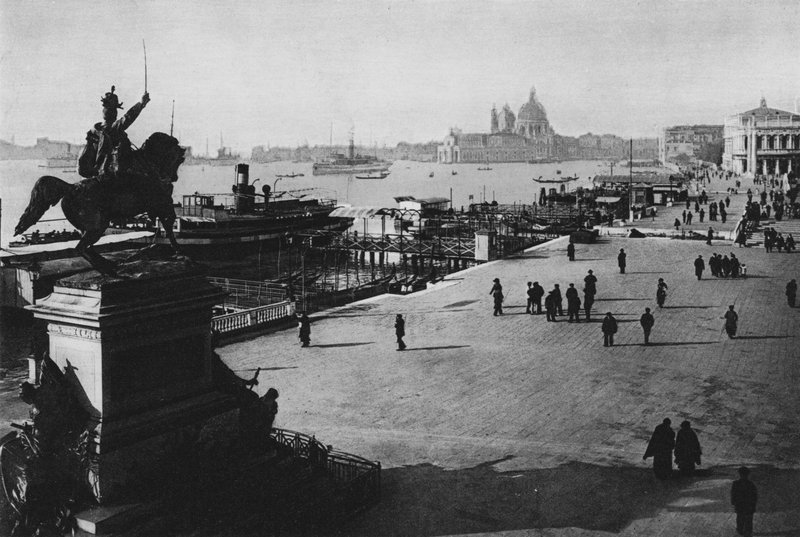 威尼斯，Riva degli Schiavoni（黑白照片） 作者 意大利摄影师