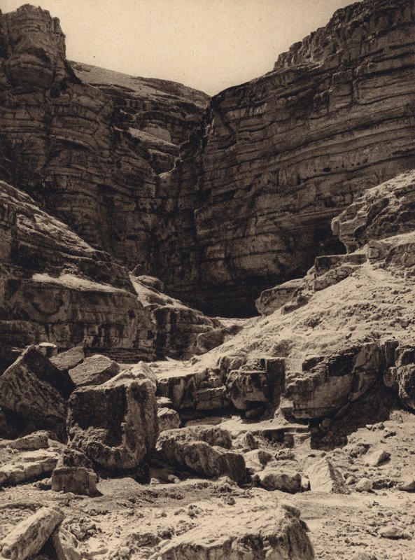 Wadi en-Nar（黑白照片） 作者 卡尔·格罗伯