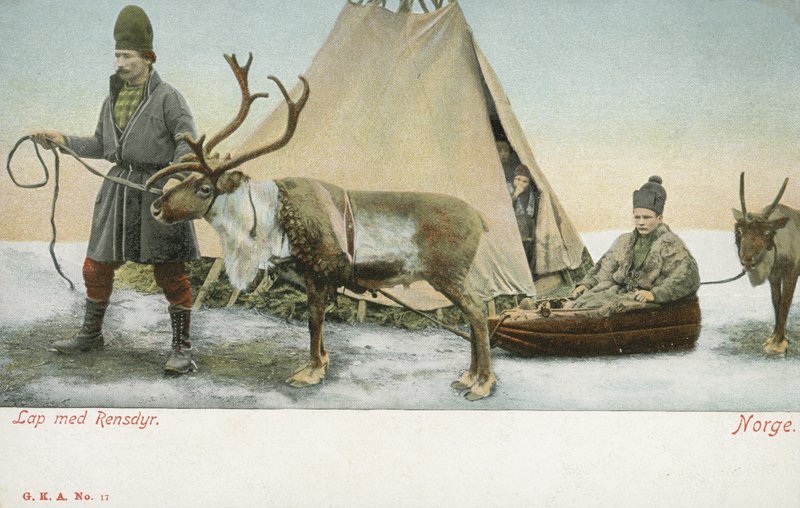 Laplanders with reindeer, Norway (colour photo) 作者 挪威摄影师