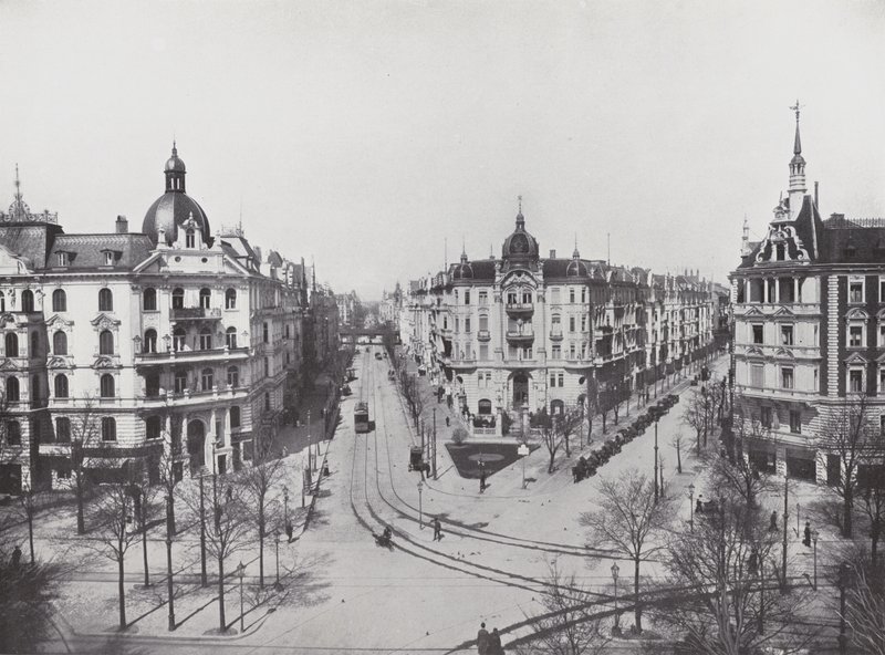 Charlottenburg, Kurfurstendamm, Ecke Uhland- und Grolmann-Strasse (b/w photo) 作者 德国摄影师