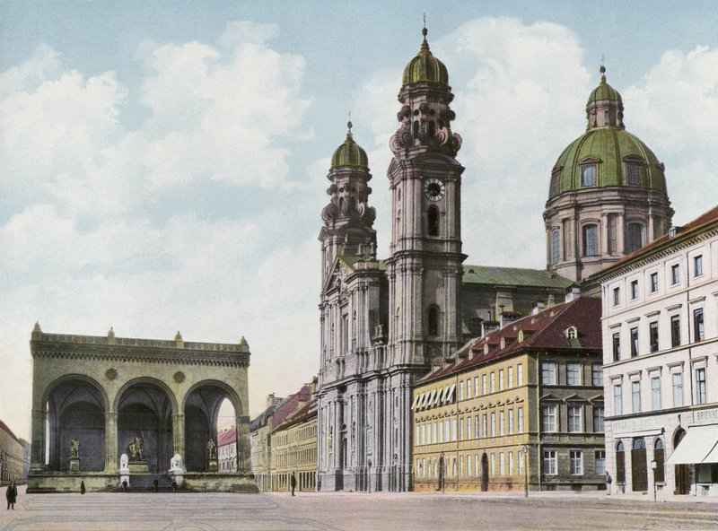慕尼黑/慕尼黑：Theatinerkirche U Feldherrnhalle (照片) 作者 德国摄影师