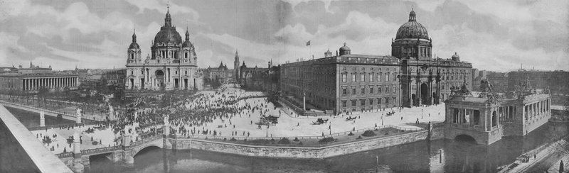 Museum, Lustgarten, Dom, Konigliches Schloss, Nationaldenkmal (b/w photo) 作者 德国摄影师