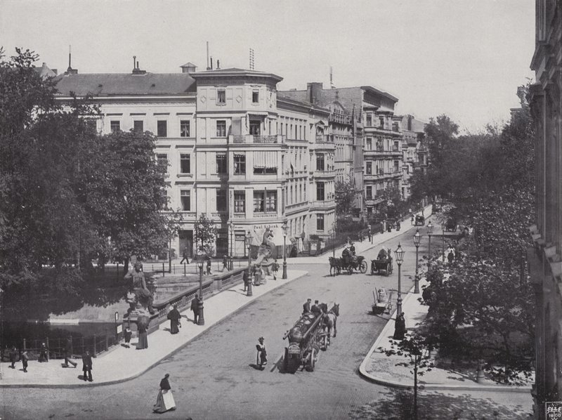 Kuchokera ku Heydt-Brucke und Bendler-Strasse (b / w chithunzi) 作者 德国摄影师