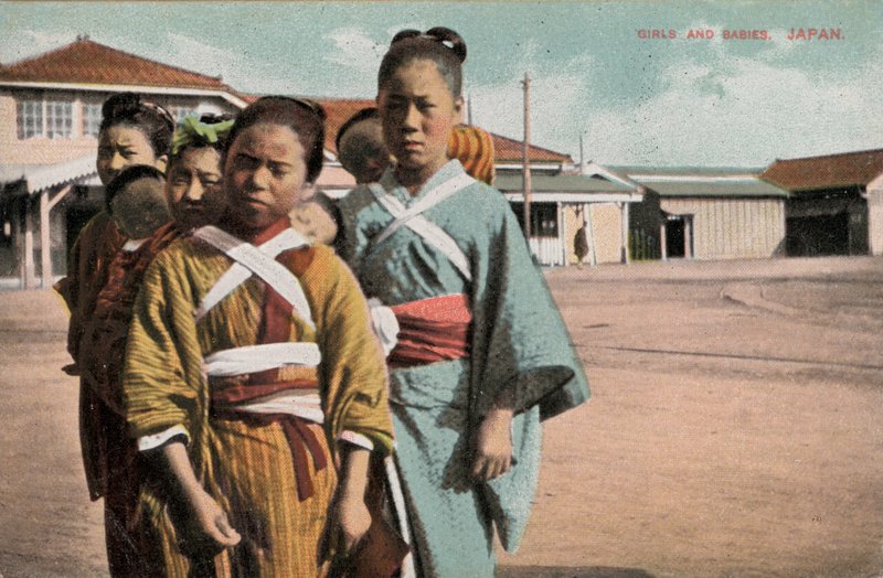 女孩和婴儿，日本（照片） 作者 摄影师 日本人