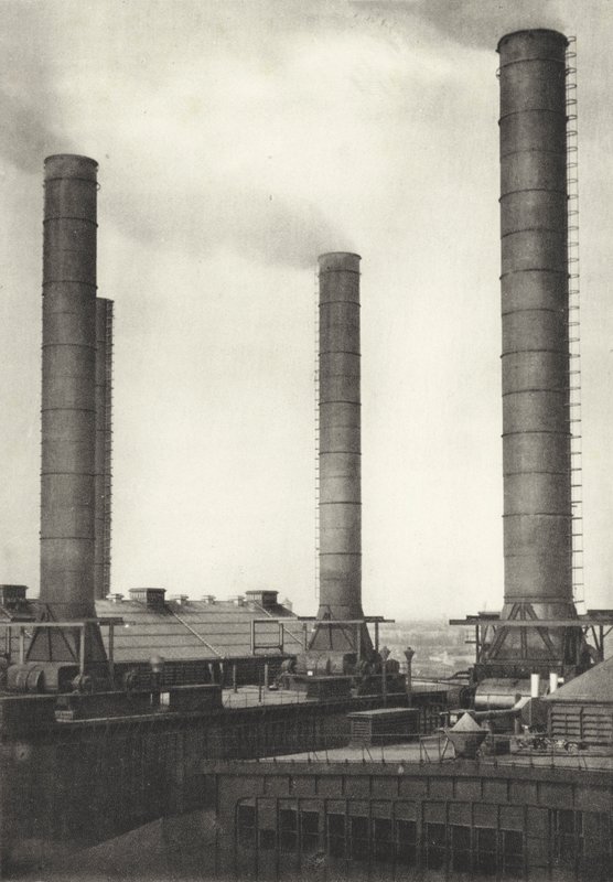Berlin: Grosskraftwerk Klingenberg; Large Power Station Klingenberg (b/w photo) 作者 萨沙·斯通（Sasha Stone）
