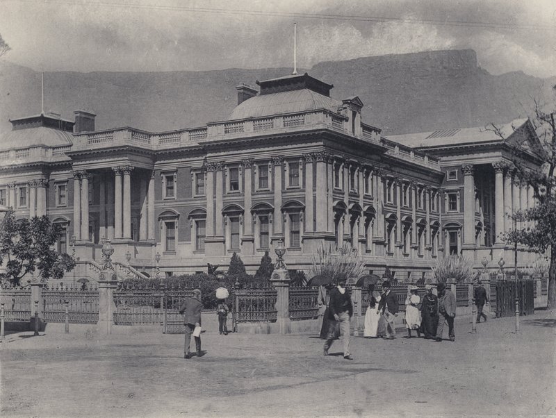 Houses of Parliament, Cape Town (b/w photo) 作者 南非摄影师