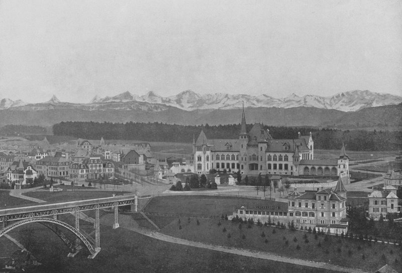Berne, Vue sur le Kirchenfeld et les Alpes bernoises (b/w photo) 作者 瑞士摄影师