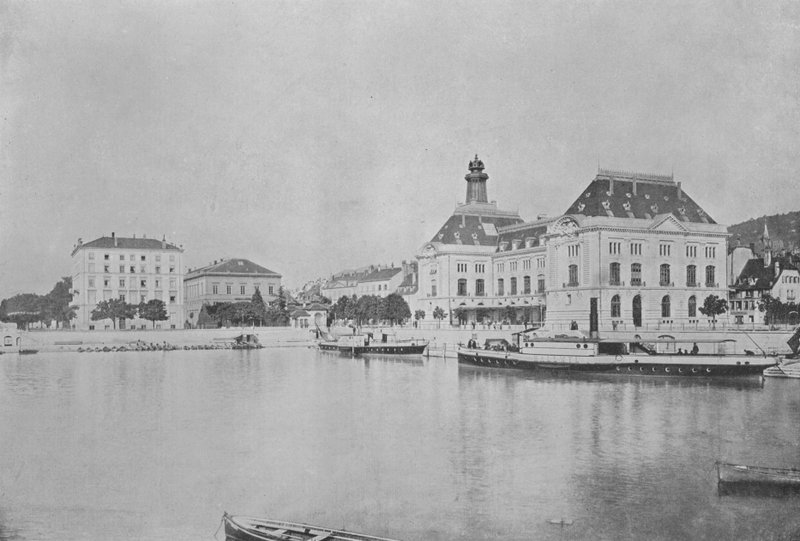 纳沙泰尔、Le Port 和 Hotel des Postes（黑白照片） 作者 瑞士摄影师