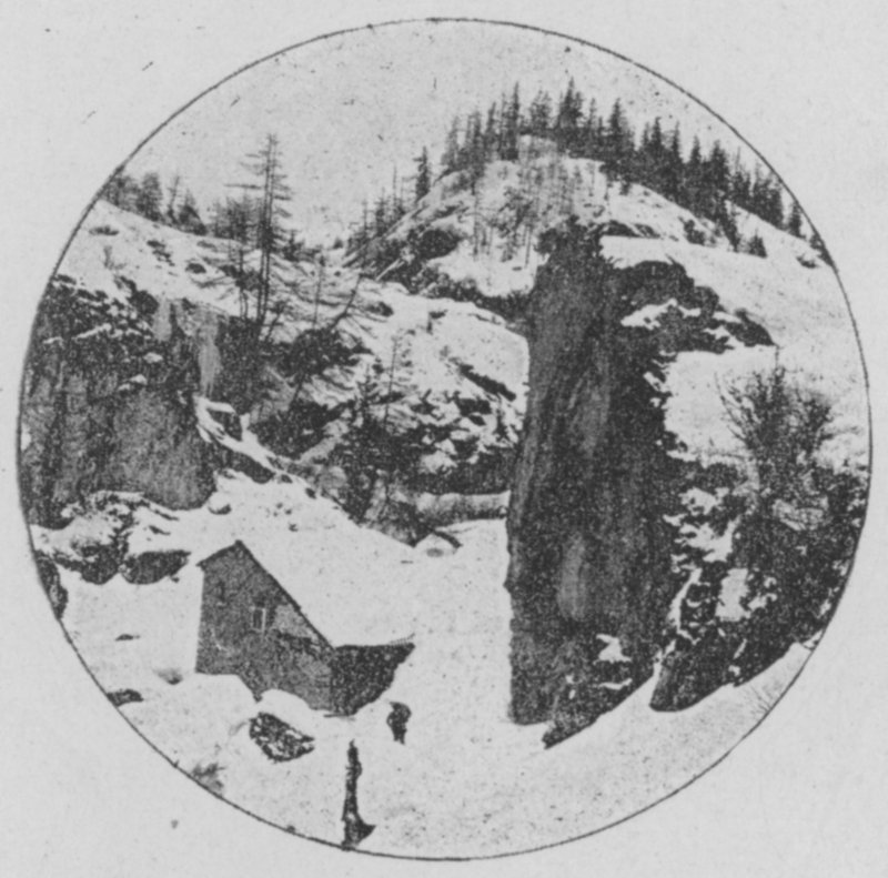 Route du Grand St-Bernard en hiver (b/w photo) 作者 瑞士摄影师