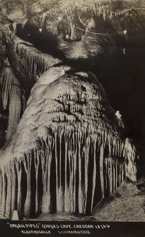 风琴管，Goughs Cave, Cheddar (b/w photo) 作者 不明