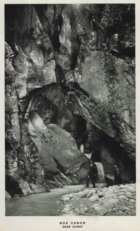 Canyons of Colorado: Box Canon, Near Ouray (b/w photo) 作者 威廉·亨利·杰克逊